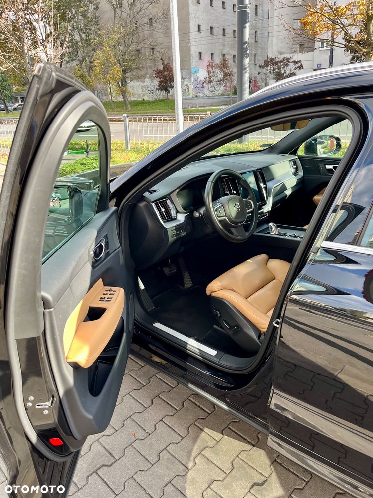 Volvo XC 60 T8 AWD Plug-In Hybrid Polestar Engineered - 12