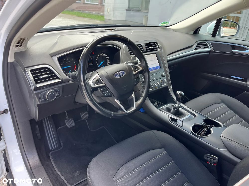 Ford Mondeo 2.0 EcoBlue Business Edition - 29