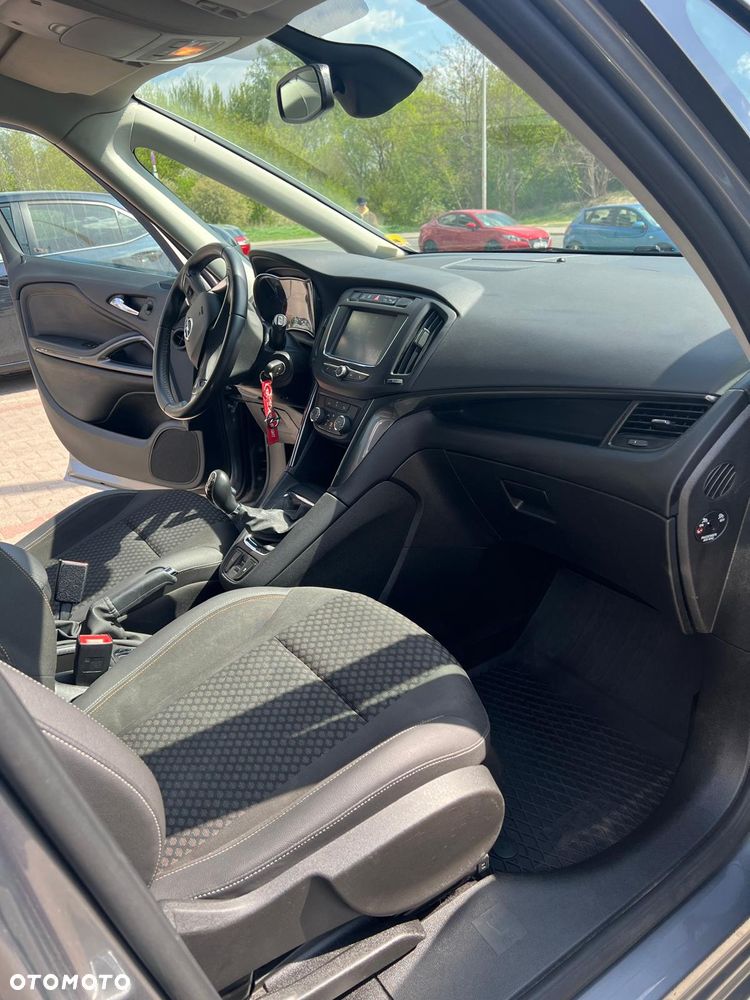 Opel Zafira - 18