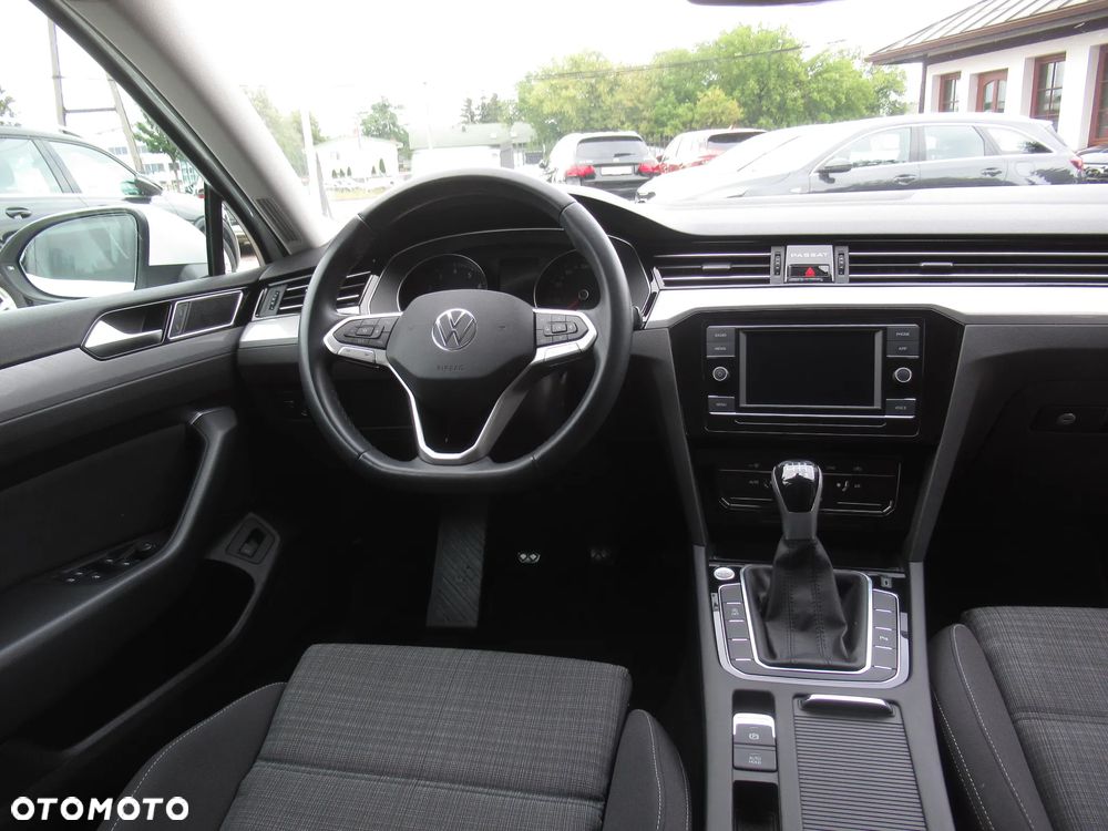 Volkswagen Passat 1.5 TSI EVO Business - 11
