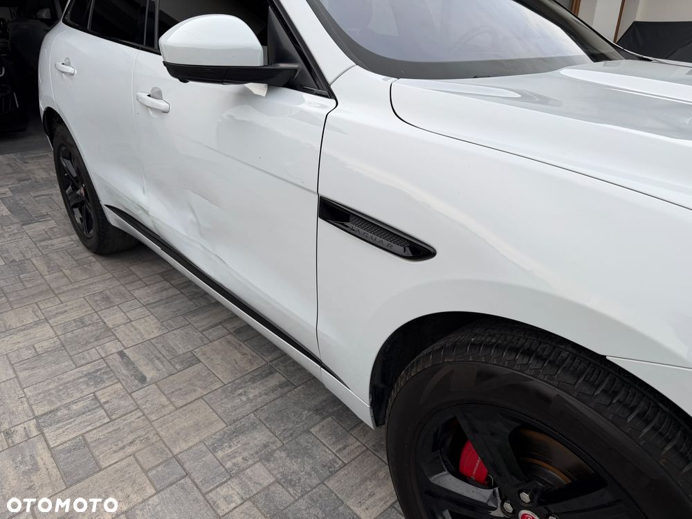 Jaguar F-Pace 3.0 V6 AWD S - 12