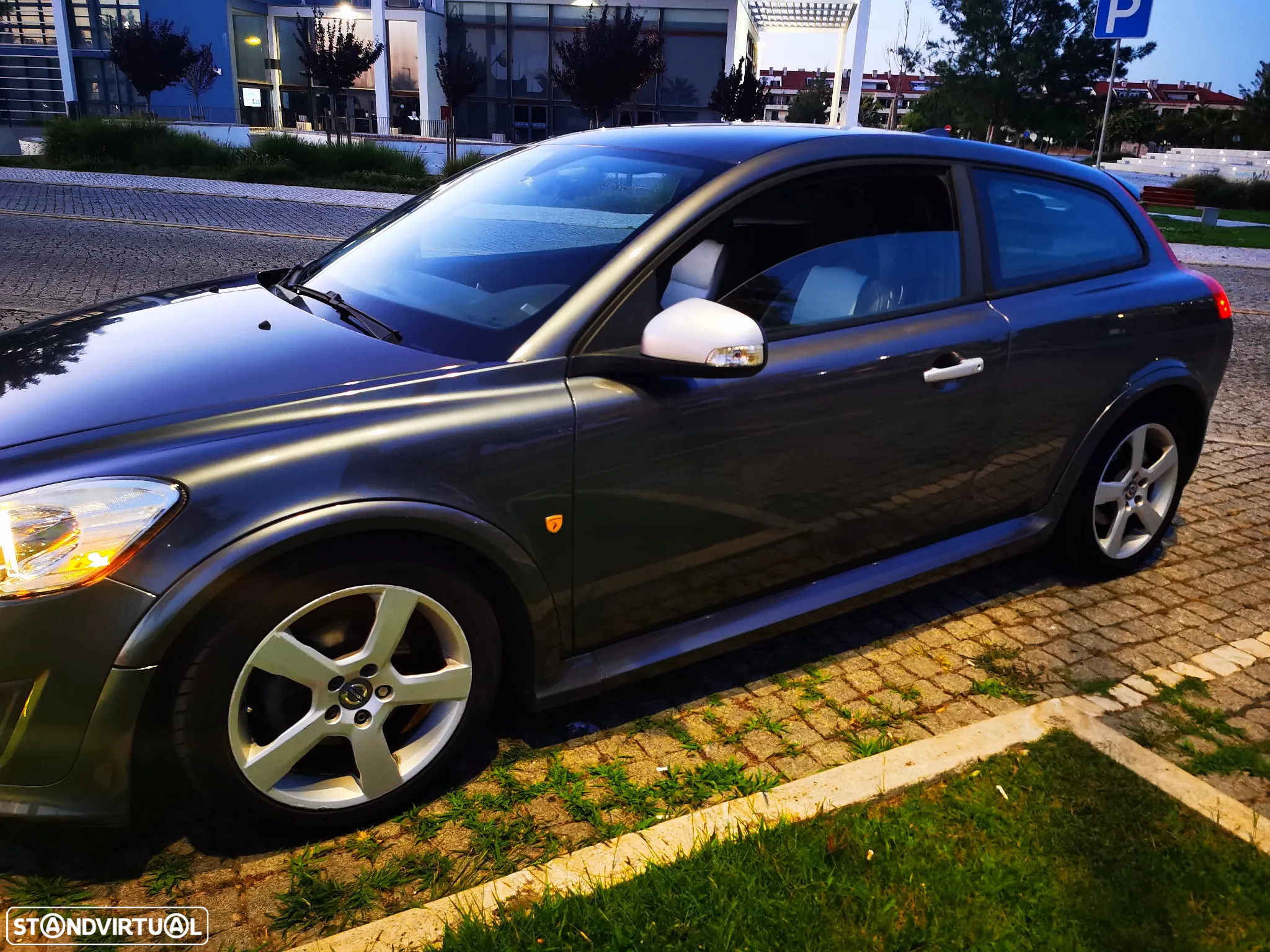 Volvo C30 D2 RDesign Edition - 4