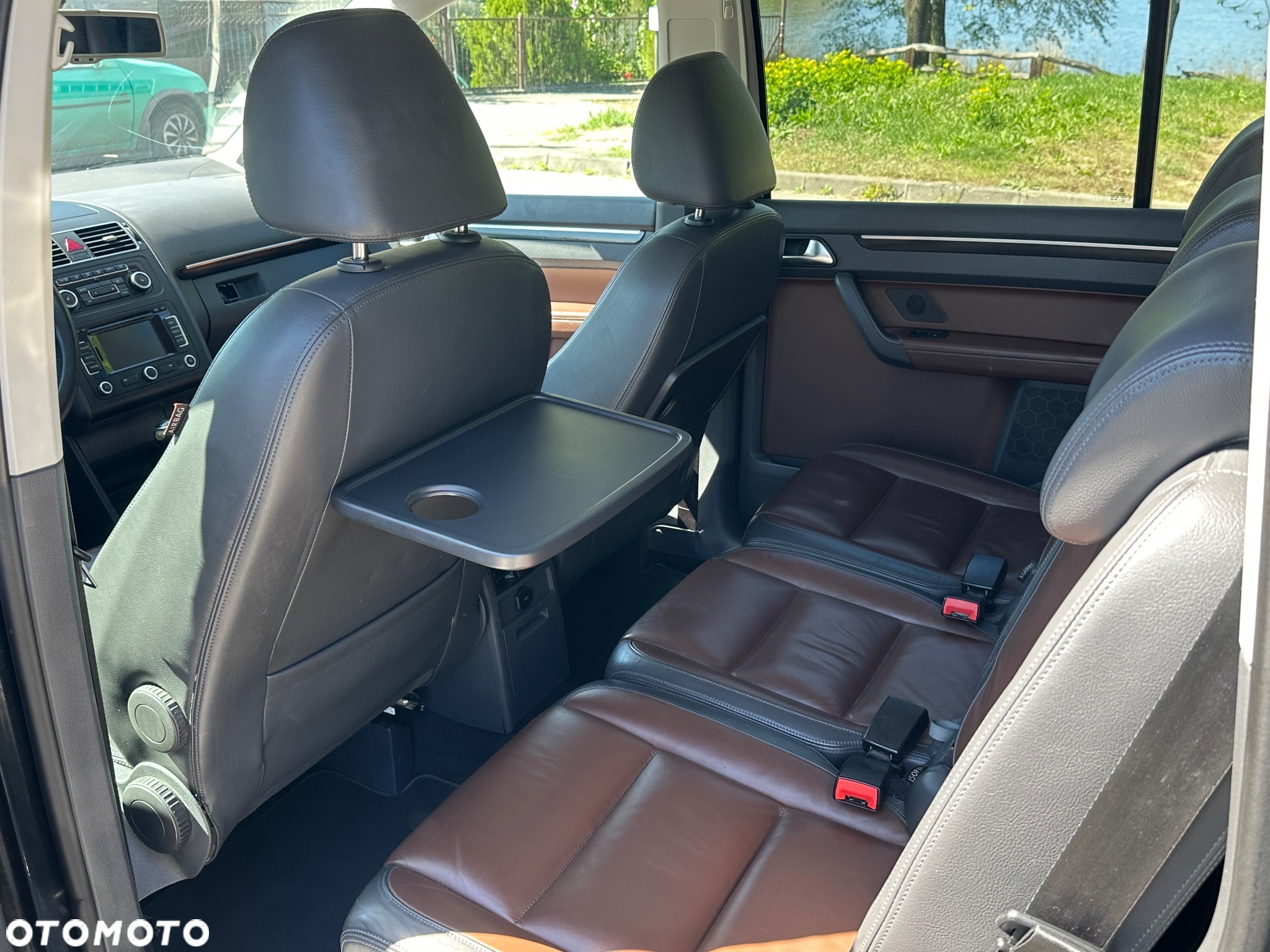 Volkswagen Touran 1.6 TDI DPF Highline - 26