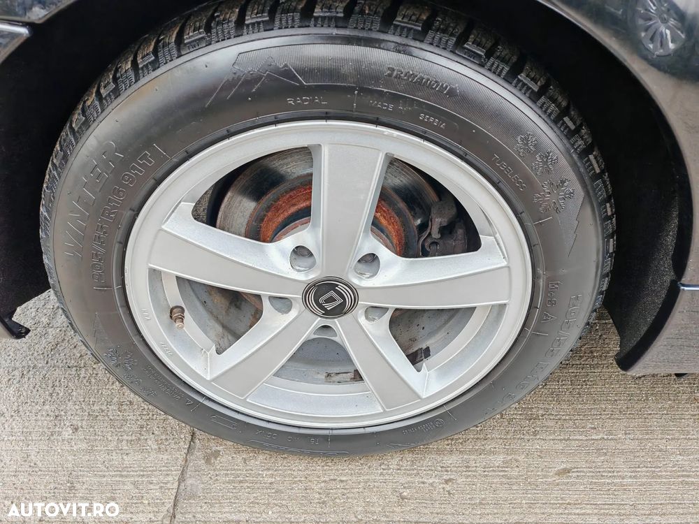 BMW Seria 3 320d DPF Aut. - 9