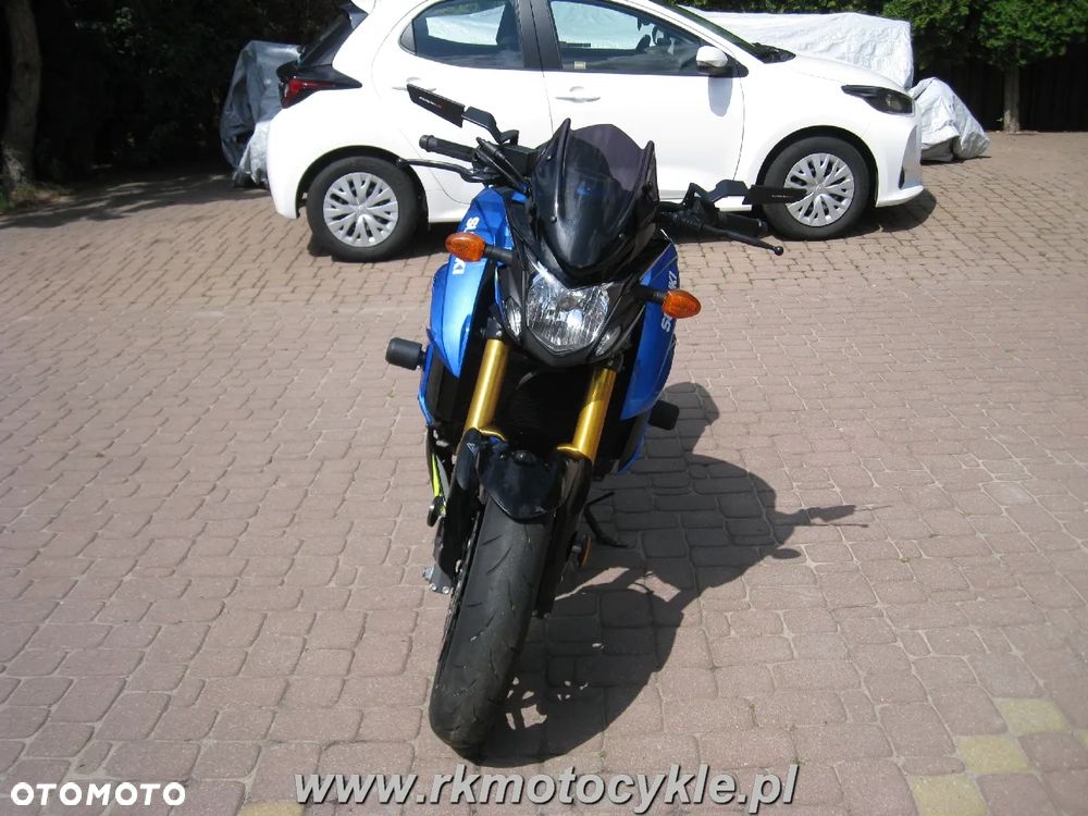 Suzuki GSX - 8