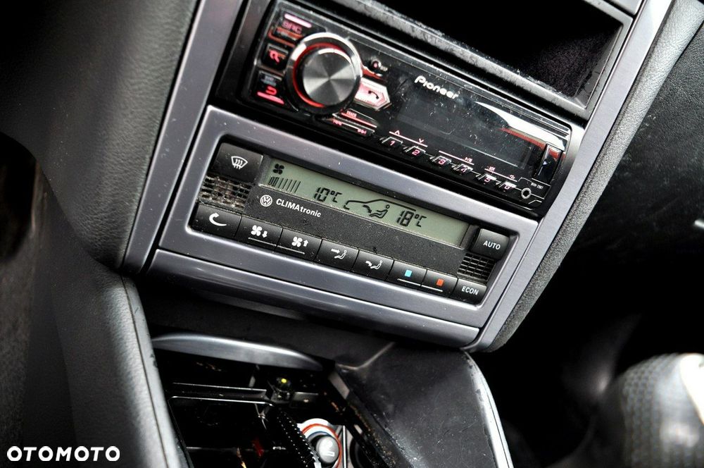 Volkswagen Bora - 17