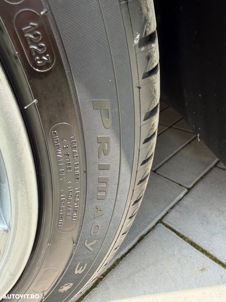 BMW Seria 7 730d A - 24