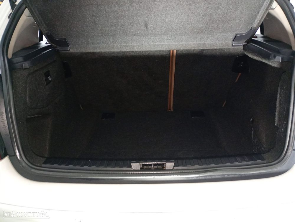 BMW 118 d Line Sport - 29