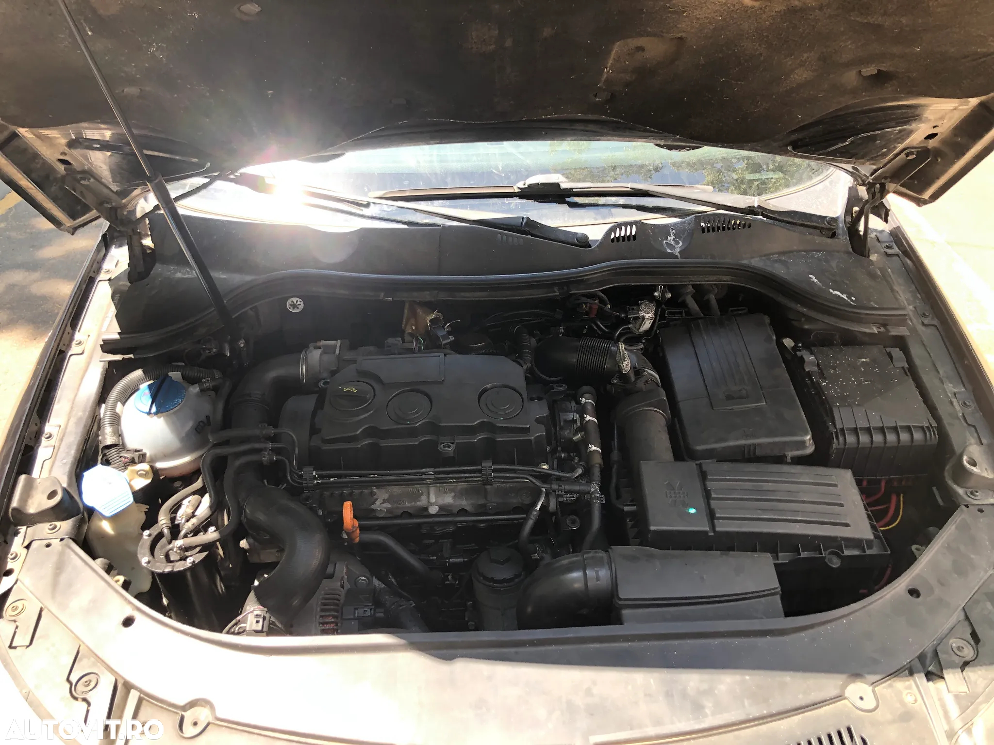 Dezmembrez VW Volkswagen Passat B6 negru 1.9 TDI cod BLS 2007 sedan - 9