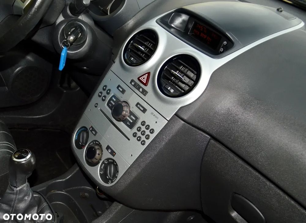 Opel Corsa - 36