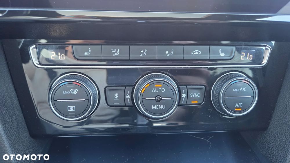 Volkswagen Arteon 2.0 TDI SCR 4Motion DSG R-Line Edition - 18