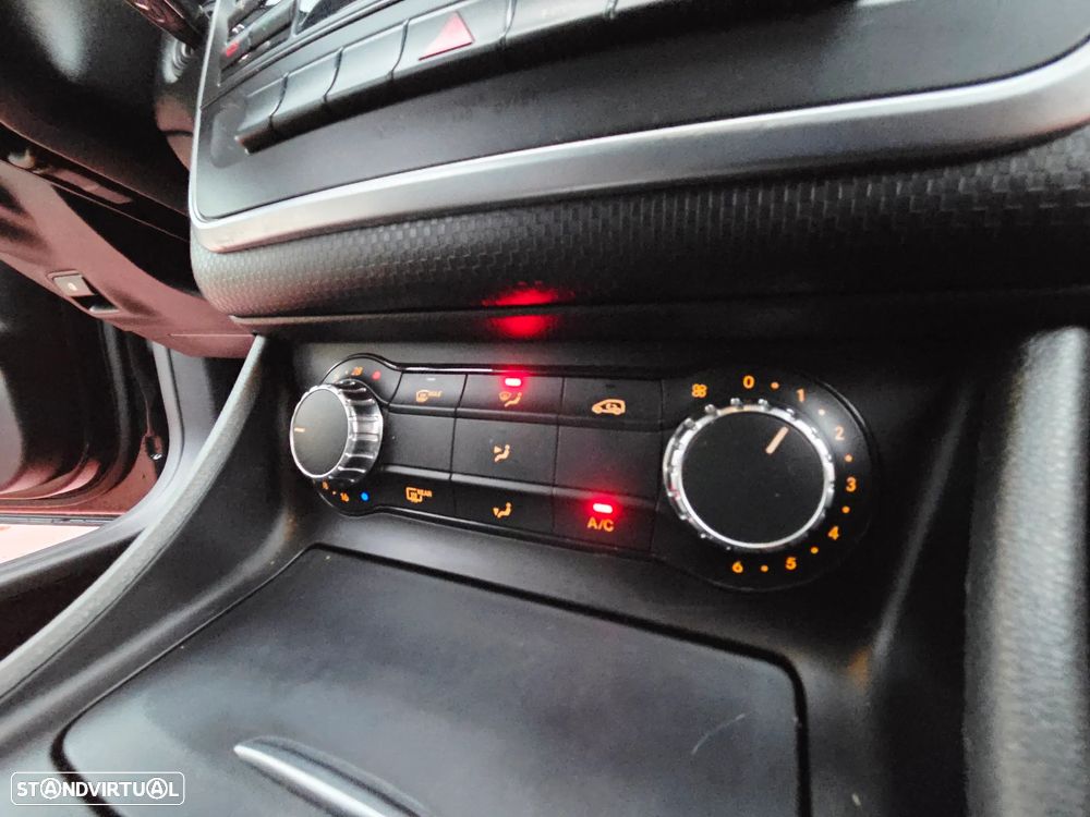 Mercedes-Benz A 200 CDi BE Urban - 20