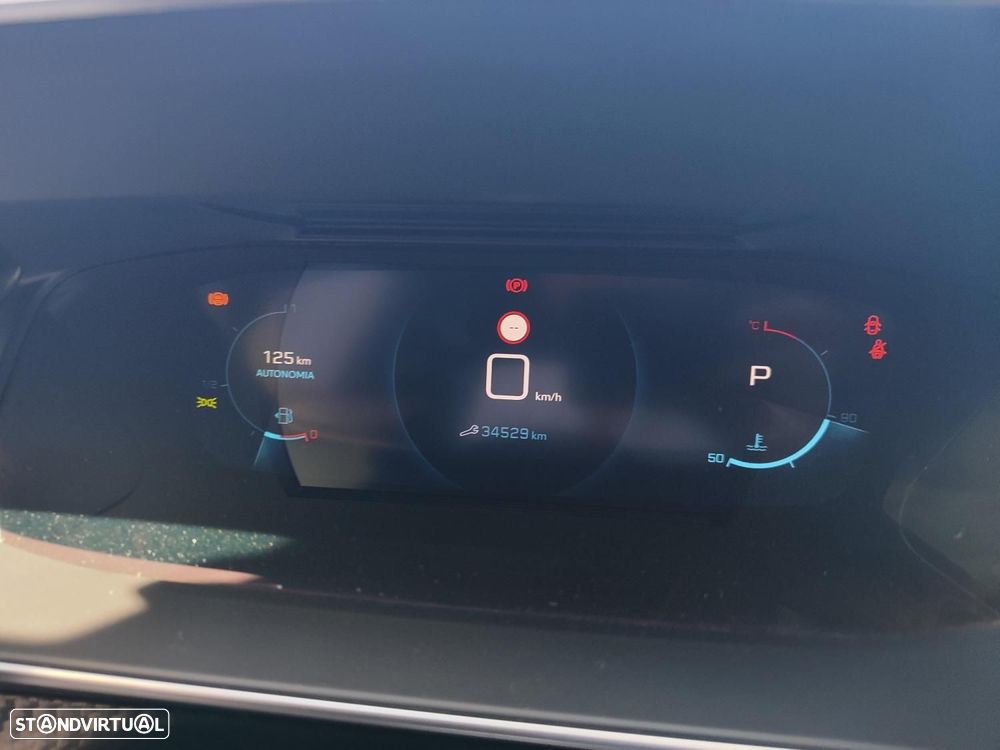 Peugeot e-2008 50 kWh GT - 21