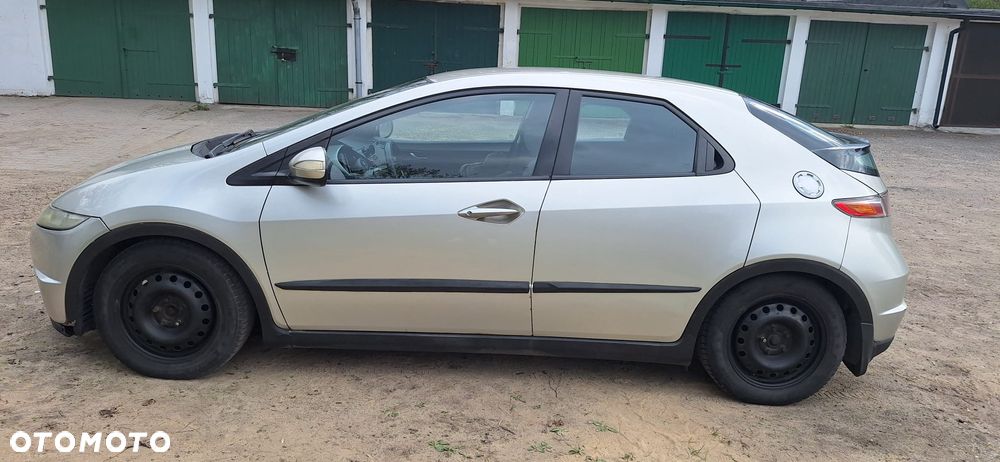 Honda Civic 1.8 Comfort - 1