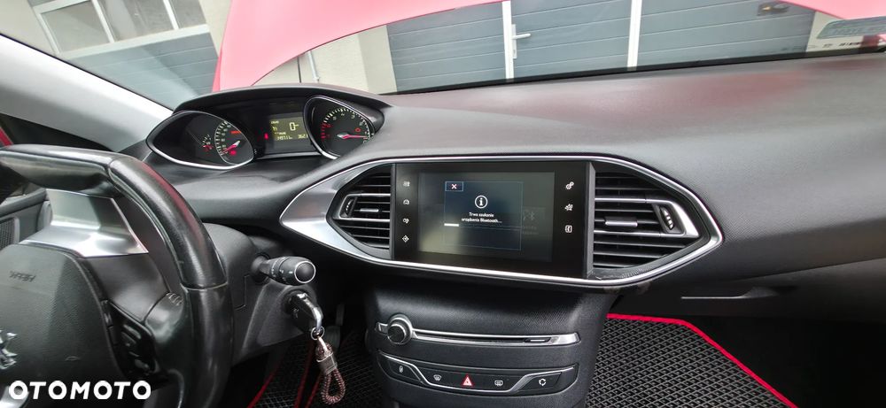 Peugeot 308 1.6 THP Access - 8