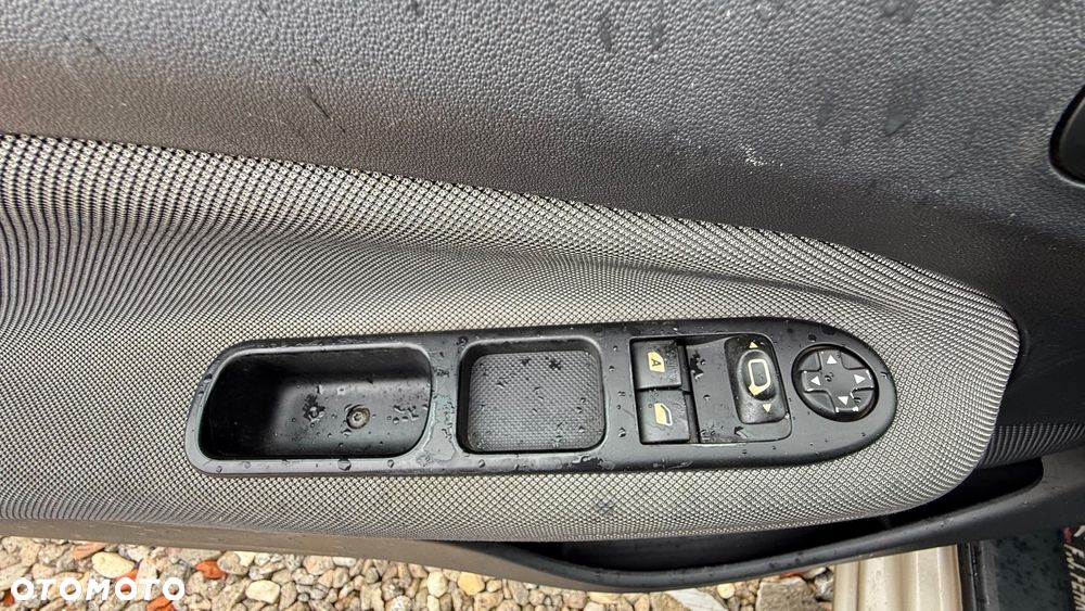 Citroën C3 Picasso VTi 95 Color Selektion - 12