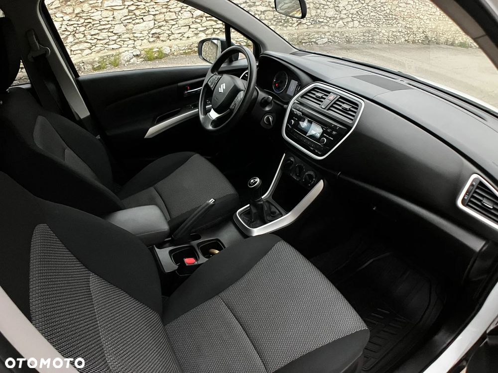 Suzuki SX4 S-Cross 1.6 Comfort - 22