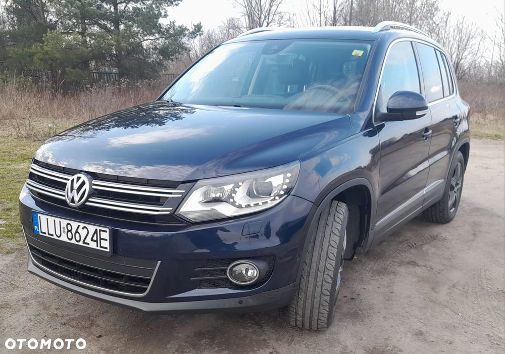Volkswagen Tiguan 2.0 TDI DPF 4Motion BlueMotion Technology DSG Lounge Sport & Style - 9