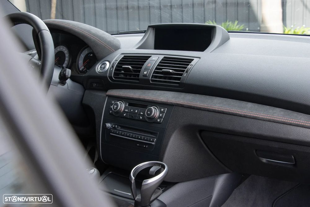 BMW 1M Coupe Standard - 31