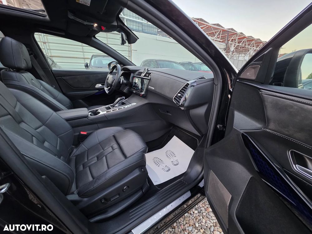 DS Automobiles DS 7 Crossback Crossback 4x4 LOUVRE - 18