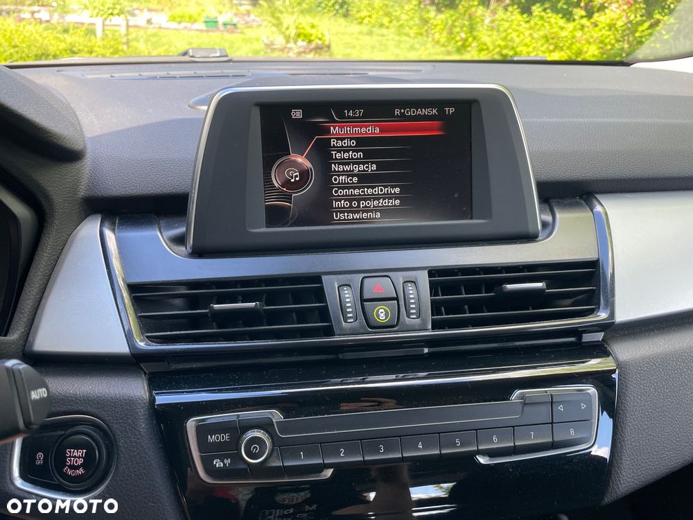 BMW Seria 2 218d Advantage - 12