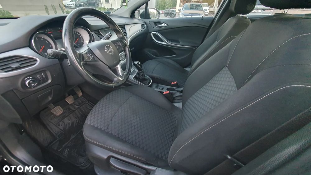 Opel Astra - 11