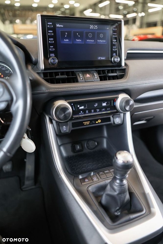 Toyota RAV4 2.0 Active 4x2 - 20