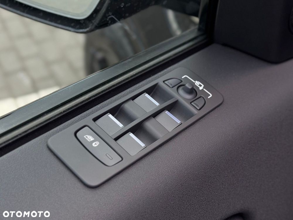 Land Rover Discovery Sport - 15