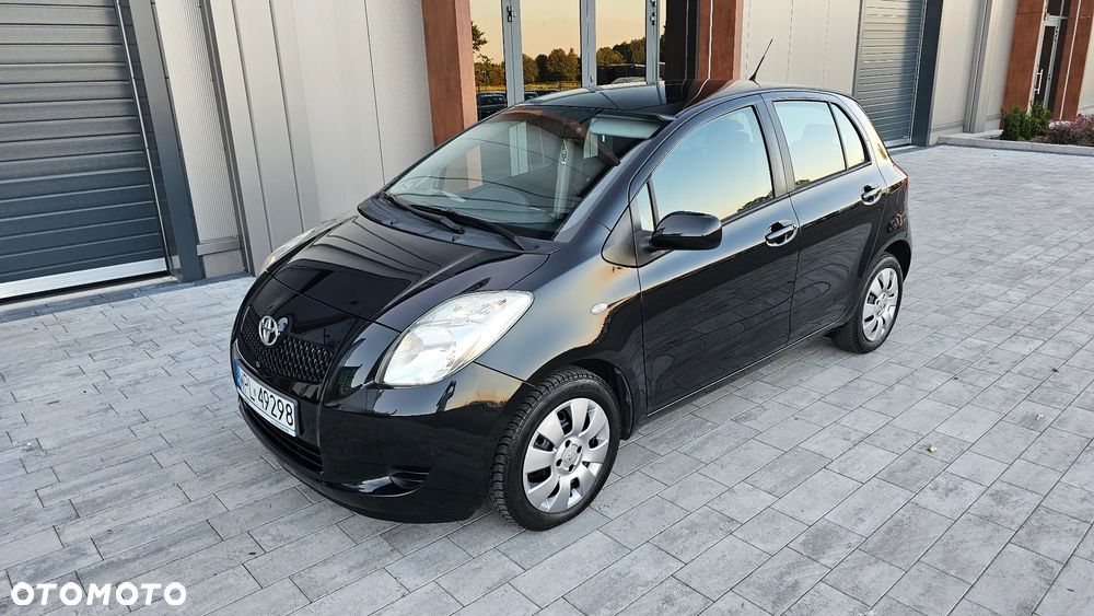 Toyota Yaris - 2