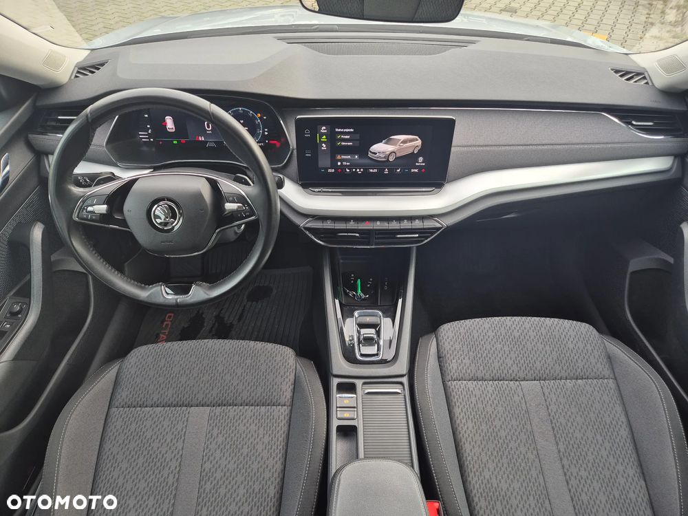 Skoda Octavia 2.0 TDI Style DSG - 27