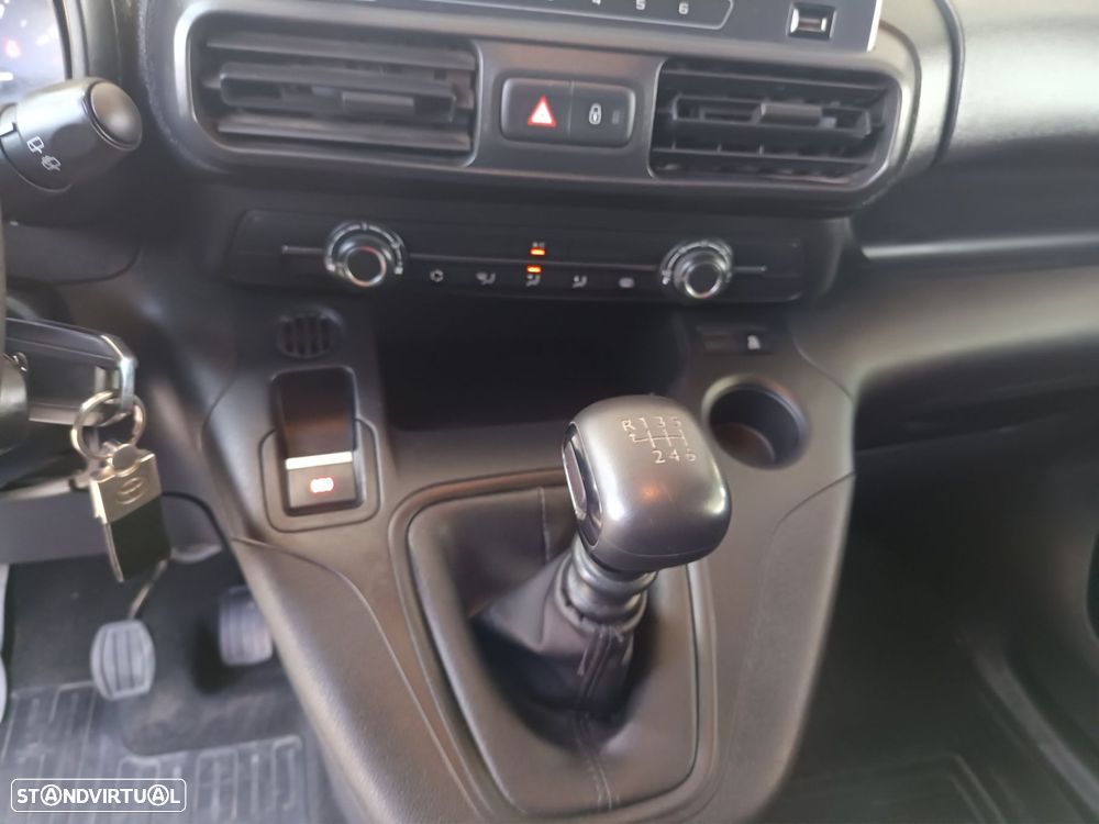 Toyota Proace City 1.5D L1 Comfort PTB - 17