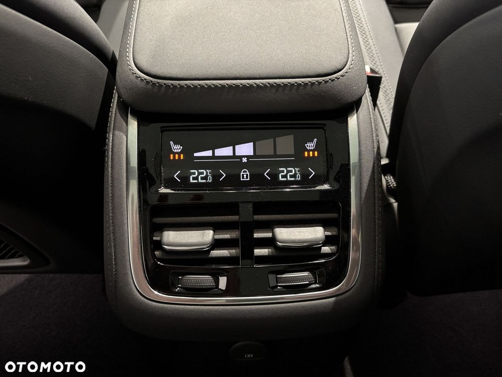 Volvo XC 90 - 19