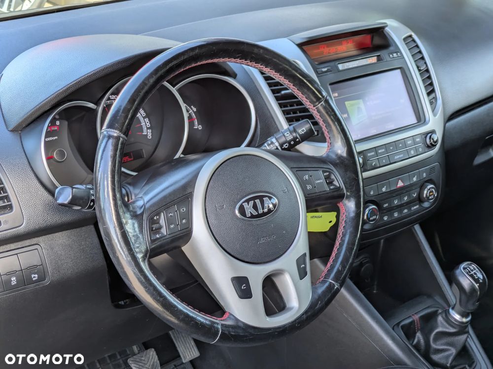 Kia Venga 1.4 L - 10