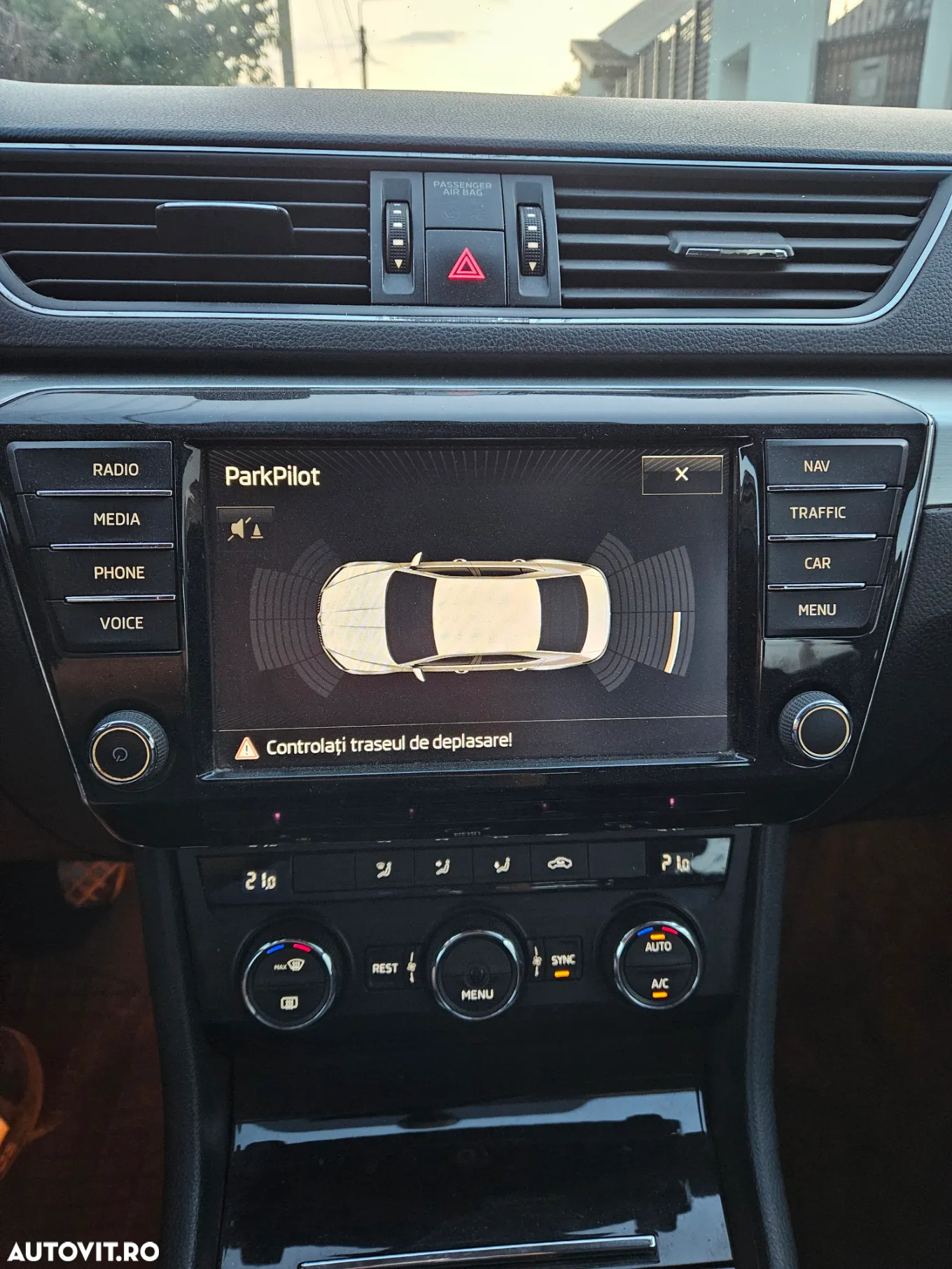 Skoda Superb 2.0 TDI Style - 7