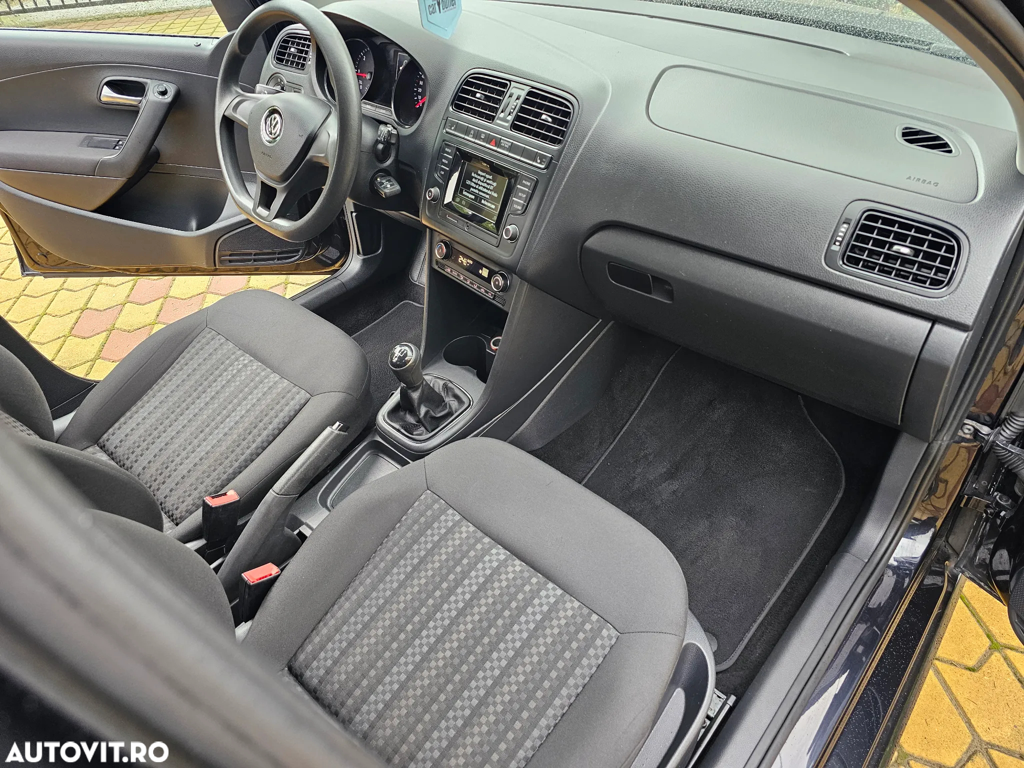 Volkswagen Polo 1.4 TDI (Blue Motion Technology) Comfortline - 5