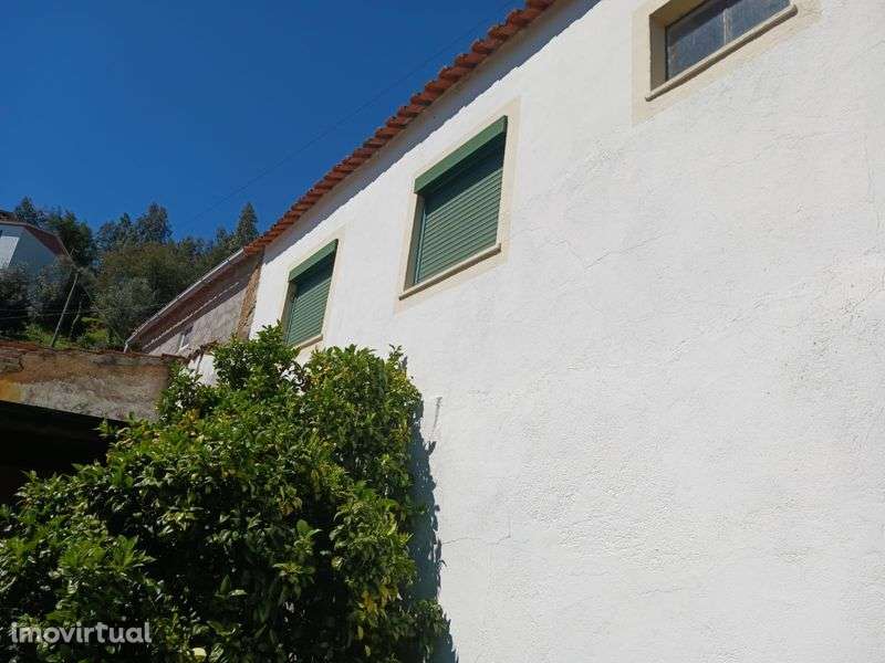 Moradia T2 a 15 min de Coimbra junto aorio Ceira - Grande imagem: 2/10