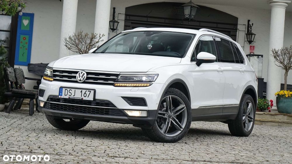 Volkswagen Tiguan - 1