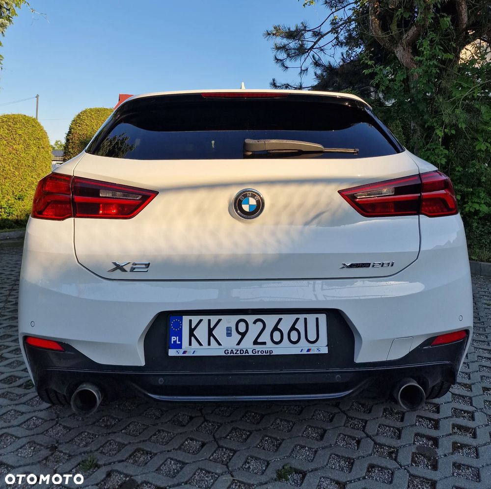 BMW X2 xDrive20i Advantage Plus - 6