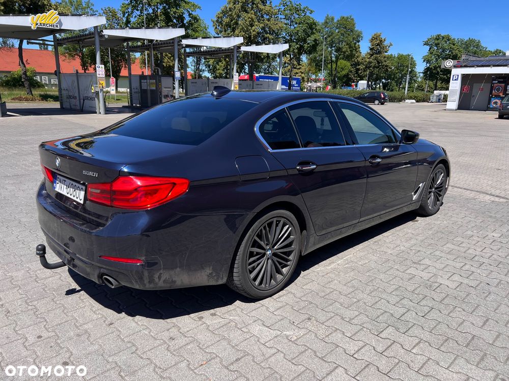 BMW Seria 5 530i Sport Line - 3