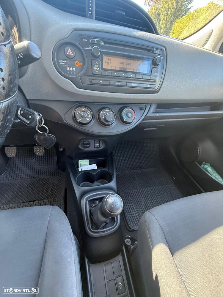 Toyota Yaris 1.0 VVT-i Comfort +PS Style +P.Techno - 14
