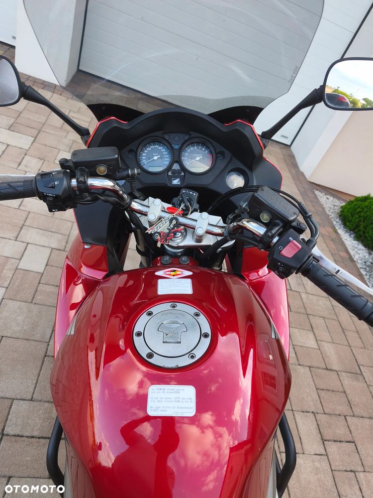 Honda CBF - 18