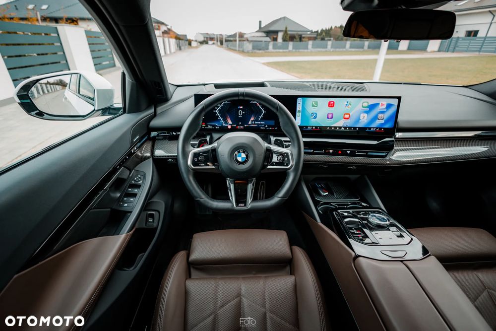 BMW Seria 5 520d xDrive M Sport sport - 40