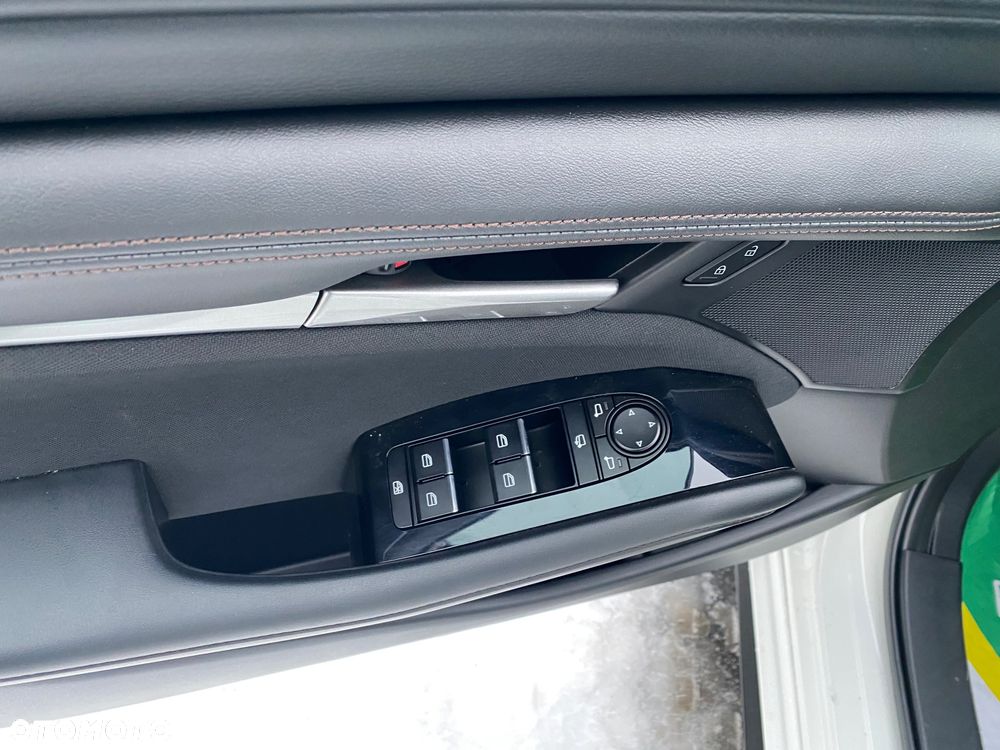 Mazda 3 e-SKYACTIV-G 122 M HYBRID PRIME-LINE - 14