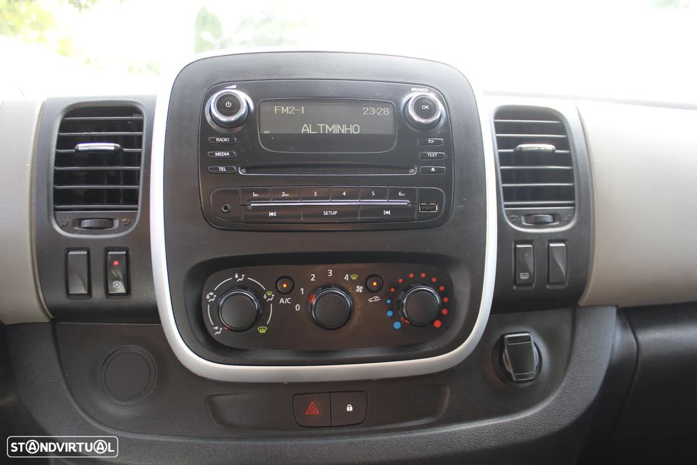 Renault Trafic 1.6 dCi L2H1 1.2T SS - 14