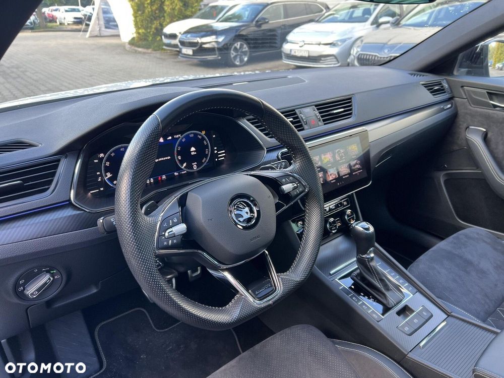 Skoda Superb 2.0 TDI SCR 4x4 Sportline DSG - 23