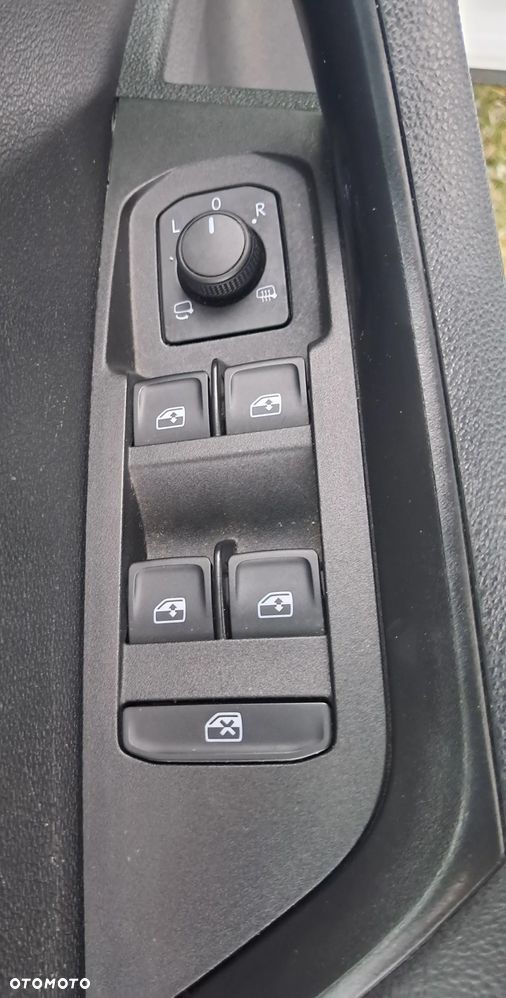 Skoda Karoq 1.6 TDI SCR DSG Style - 21