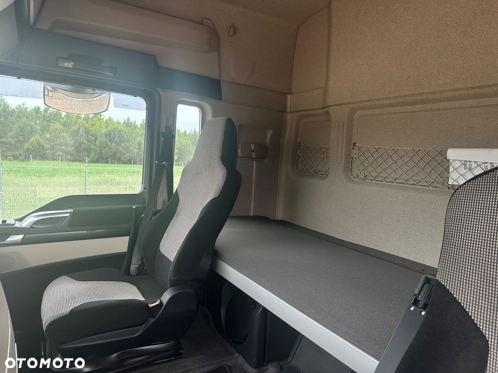 MAN TGX - 16