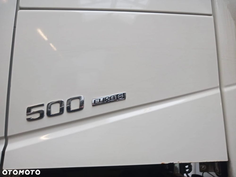 VOLVO FH4 POKRYWA KLAPA SCHOWEK LEWY - 2