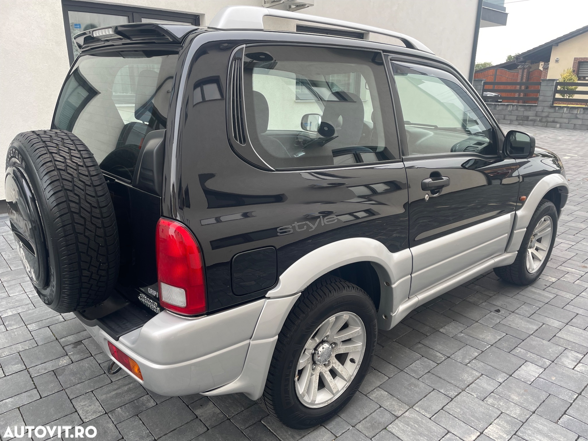 Suzuki Grand Vitara 1.6 Club - 5