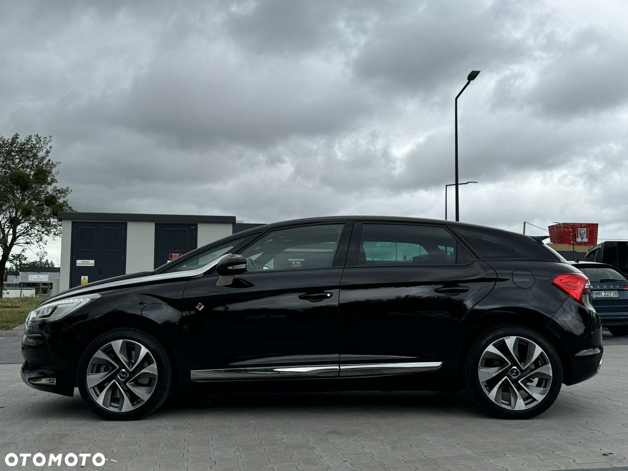 Citroën DS5 BlueHDi 150 Sport Chic - 8